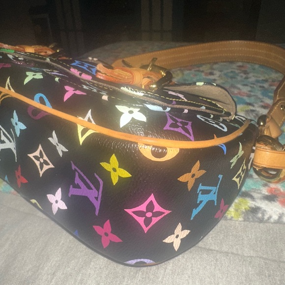 Louis Vuitton Monogram Multicolor Lodge PM Bag - Picture 9 of 17